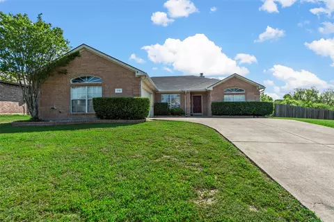 114 S Rolling Meadow Dr, Wylie, TX 75098