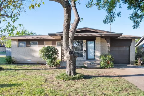 2104 Swansee Dr, Dallas, TX 75232