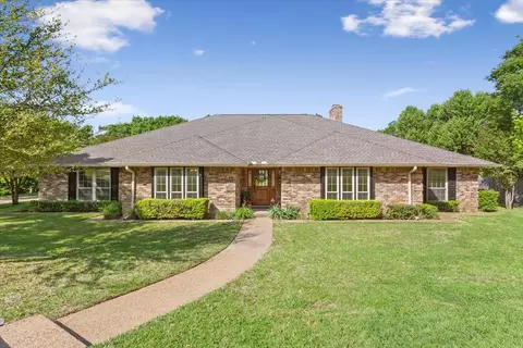 10010 Lost Oak Ridge Dr, Woodway, TX 76712
