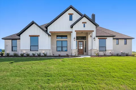 500 Olson Rd, Waxahachie, TX 75167