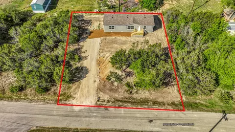 4424 Poplar Dr, Granbury, TX 76048