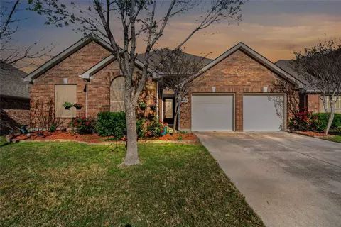 3040 Softwood Cir, Fort Worth, TX 76244