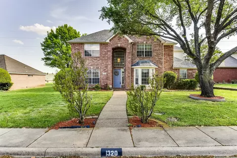 1320 Daventry Dr, Desoto, TX 75115