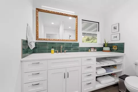 Bath - 3515 Mitchell Rd, Waco, TX 76708 photo 2 of 4