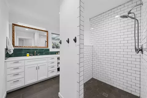 Bath - 3515 Mitchell Rd, Waco, TX 76708 photo 1 of 4