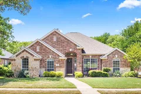 702 Edgewood Dr, Keller, TX 76248
