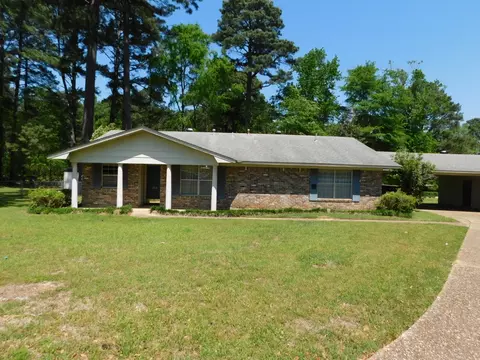 702 N Acres Ln, Springhill, LA 71075