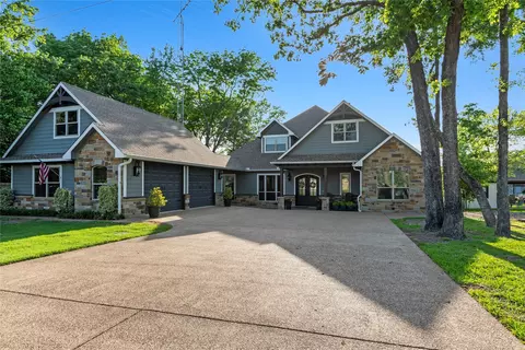 116 Deer Island Rd, Mabank, TX 75156