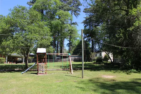 Exterior - 1106 Rathbun St, Minden, LA 71055 photo 10 of 17