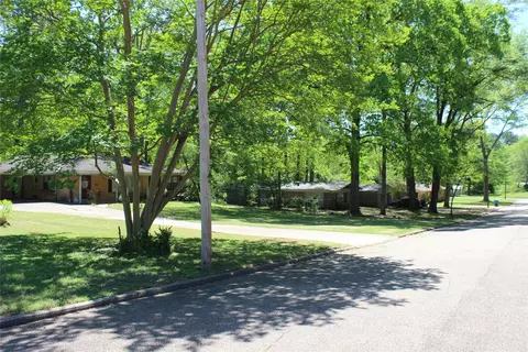 Exterior - 1106 Rathbun St, Minden, LA 71055 photo 4 of 17