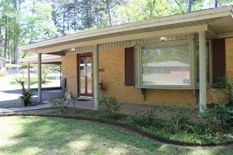 Exterior - 1106 Rathbun St, Minden, LA 71055 photo 5 of 17