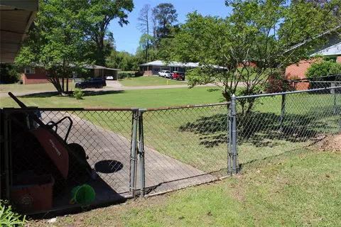 Exterior - 1106 Rathbun St, Minden, LA 71055 photo 13 of 17