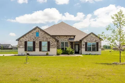 13716 Sage Meadow Cir, Sanger, TX 76266