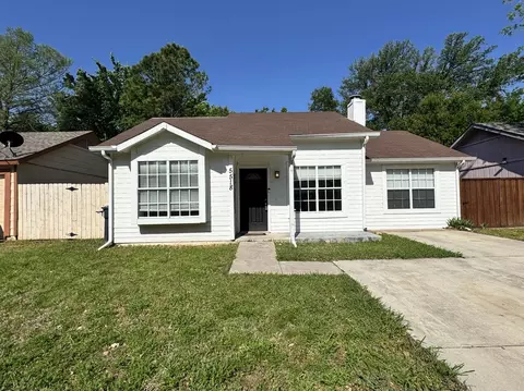 5518 Portsmouth Dr, Arlington, TX 76018