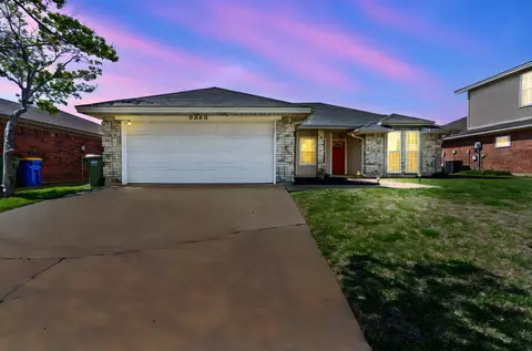 6340 N Park Dr, Watauga, TX 76148