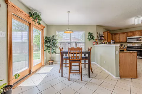 Entry Way - 7101 Kickapoo Dr, Fort Worth, TX 76179 photo 3 of 5