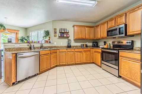 Kitchen - 7101 Kickapoo Dr, Fort Worth, TX 76179 photo 2 of 2