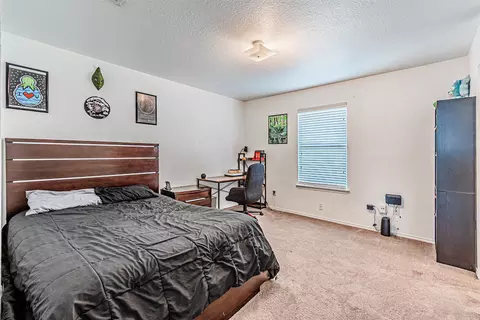 Bedroom - 7101 Kickapoo Dr, Fort Worth, TX 76179 photo 5 of 10