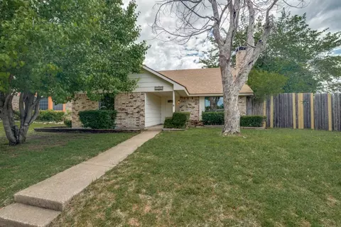 3906 Wheelwright Dr, Garland, TX 75044