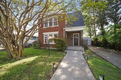 614 Woodlawn Ave, Dallas, TX 75208
