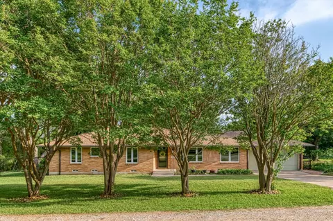 1407 S Main St, Duncanville, TX 75137