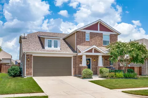 1913 Ranch Trail Rd, Aubrey, TX 76227