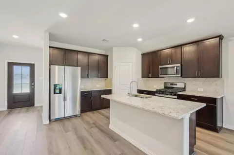 6636 Stone Elm Ln, Fort Worth, TX 76036