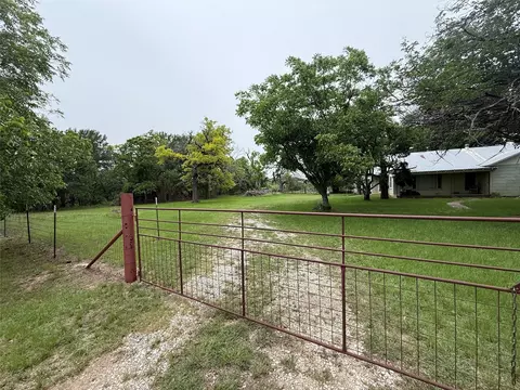 2700 County Road 235, Comanche, TX 76442