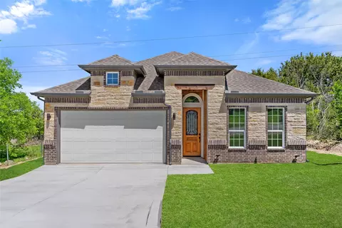 5833 Black Pine Cir, Granbury, TX 76048
