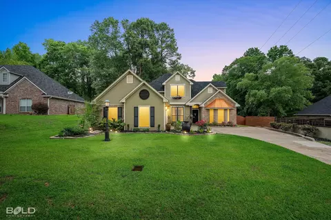321 Dogwood South Ln, Haughton, LA 71037