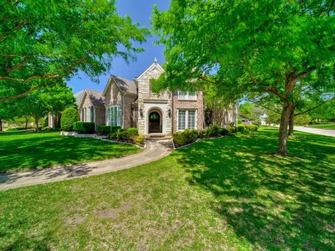 400 Alexandria Cir, Southlake, TX 76092