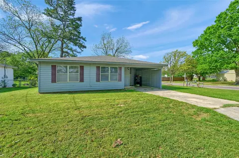 400 Buchanan St, Whitesboro, TX 76273