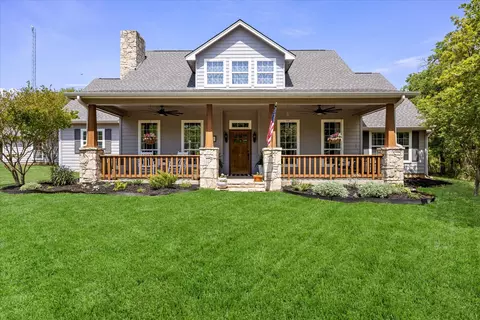 4726 Rawhide Ct, Granbury, TX 76049
