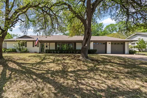 4308 Hildring Dr E, Fort Worth, TX 76109