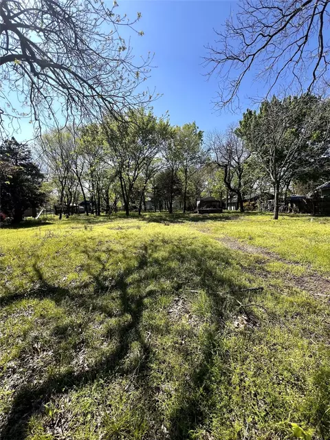 405 W Grand St, Whitewright, TX 75491
