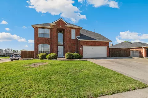 2800 Custer Dr, Corinth, TX 76210 photo 3