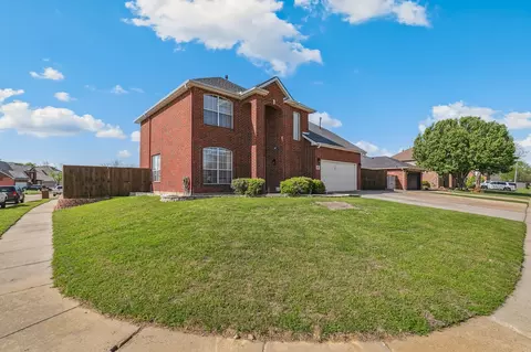 2800 Custer Dr, Corinth, TX 76210 photo 2