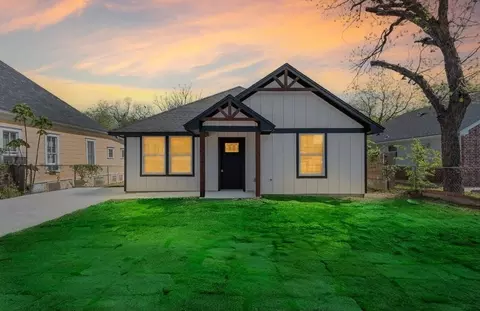 715 N 11th St, Waco, TX 76707