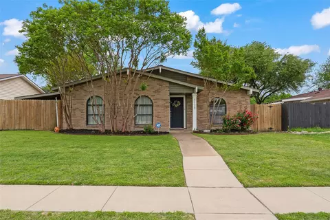 5128 Avery Ln, The Colony, TX 75056