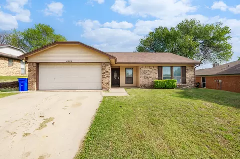 6513 Alta Vista Dr, Watauga, TX 76148