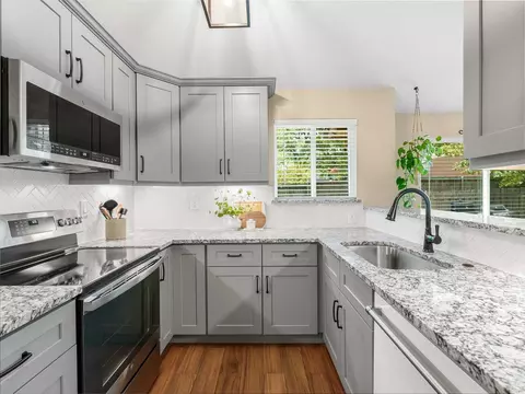 1320 Azalia Bnd, Lewisville, TX 75067