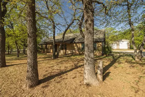576 County Road 3555, Paradise, TX 76073