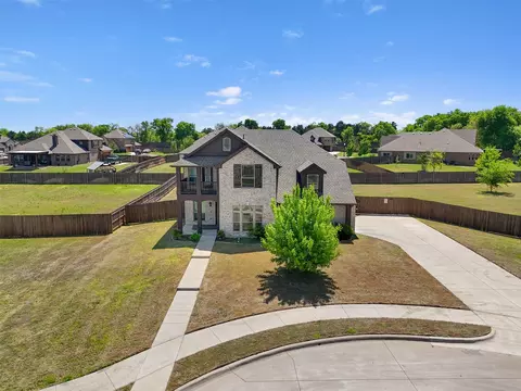 806 Harvest Run Ct, Midlothian, TX 76065