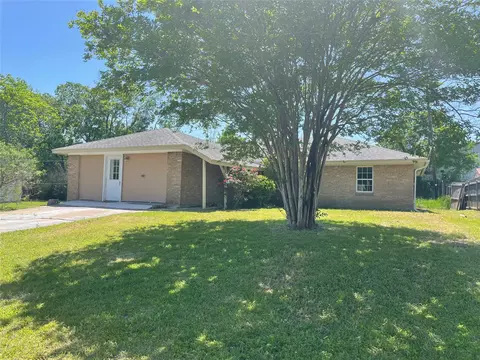 717 Bluebonnet St, Mexia, TX 76667