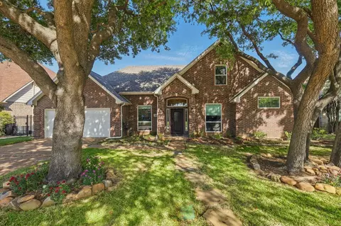 1421 Swallow Cir, Lewisville, TX 75077