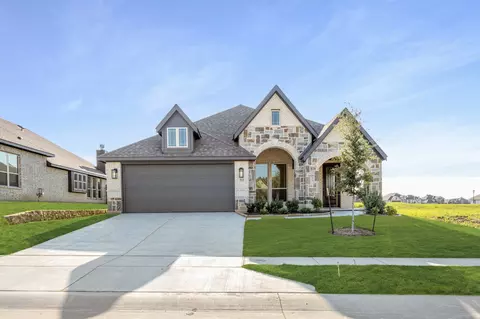 212 Shawnee Trl, Alvarado, TX 76009