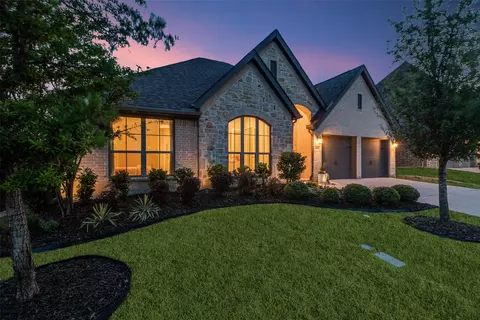 4009 Palomino Rd, Aubrey, TX 76227