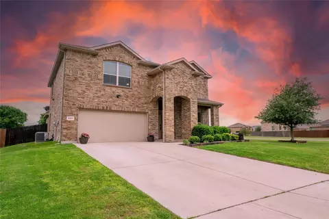 1707 Cross Creek Ln, Cleburne, TX 76033