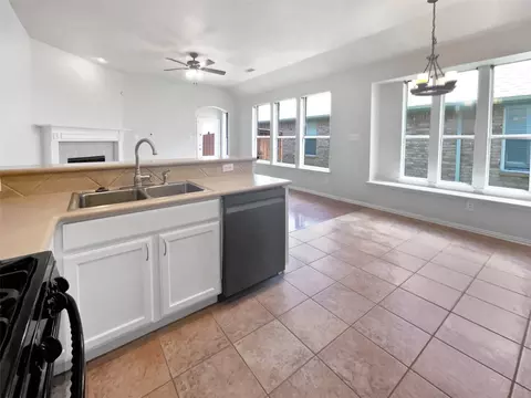 Kitchen - 331 Marshall Way, Argyle, TX 76226 photo 3 of 3