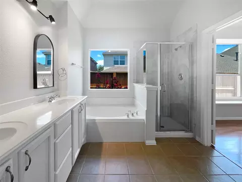 Bath - 331 Marshall Way, Argyle, TX 76226 photo 1 of 3